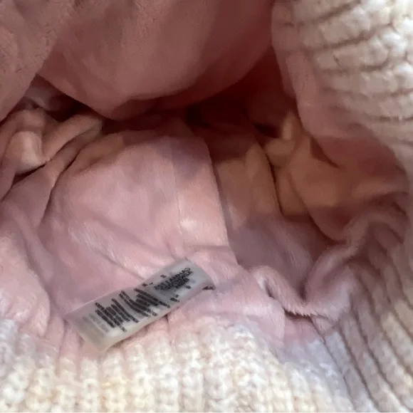 Calvin Klein Pink Knit Beanie Fleece Lined Hat One Size OS Soft Cozy Winter - Picture 3 of 5